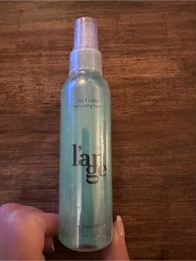 Lange Salt + Sea Texturizing Spray in Teal Bottle